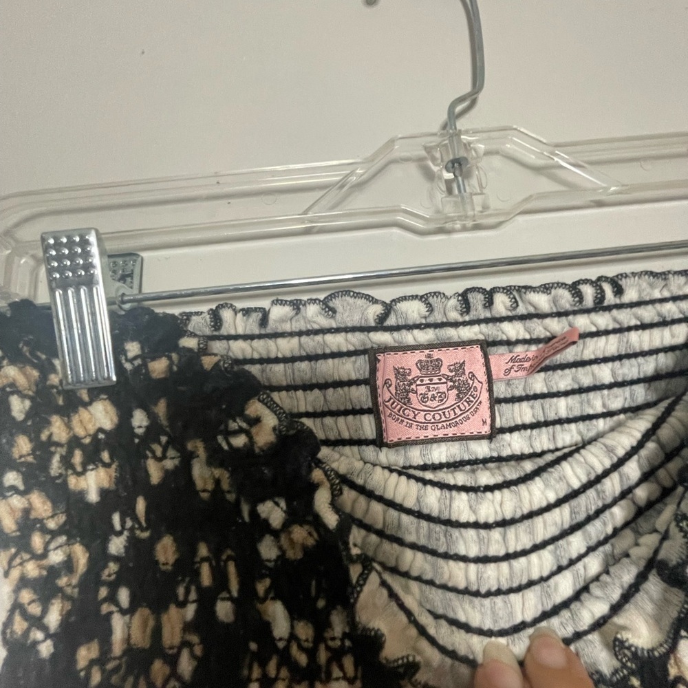 Juicy Couture Black and Cream Lace Top - Picture 7 of 9